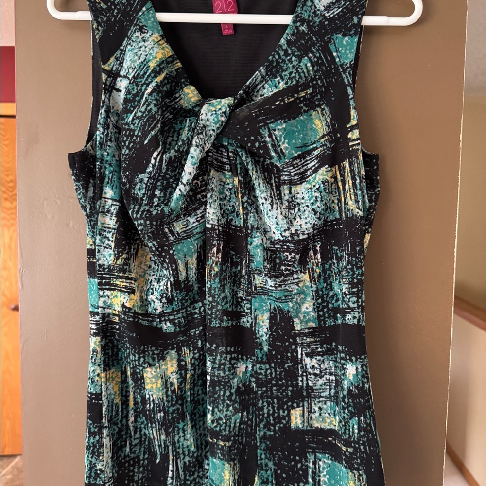 212 Collection Black and Green Abstract Top